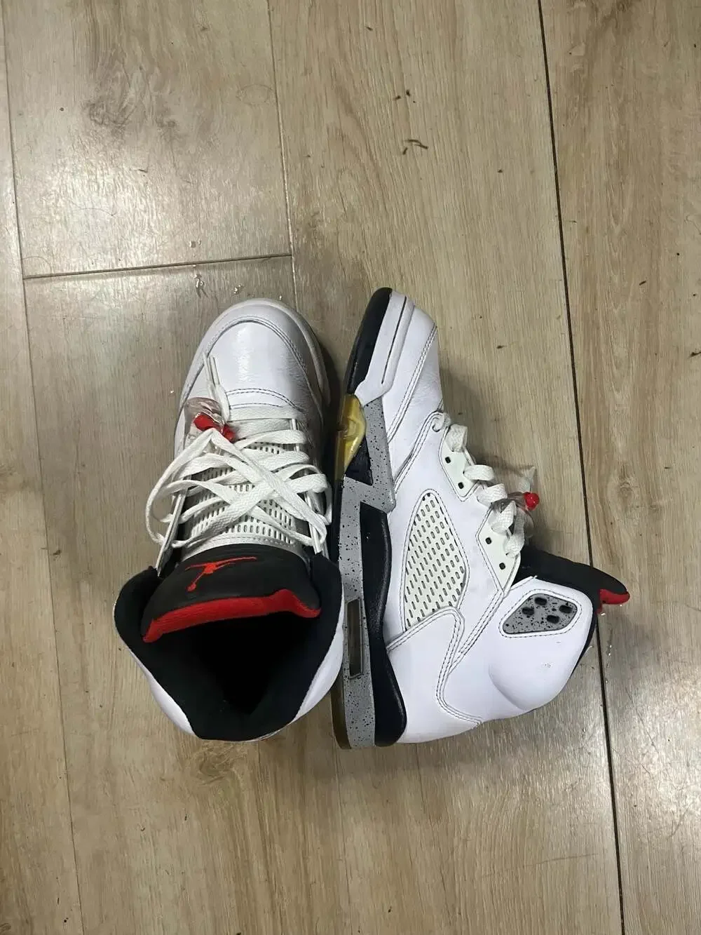 Air Jordan 5 Retro 'White Cement' (2017) 136027-104